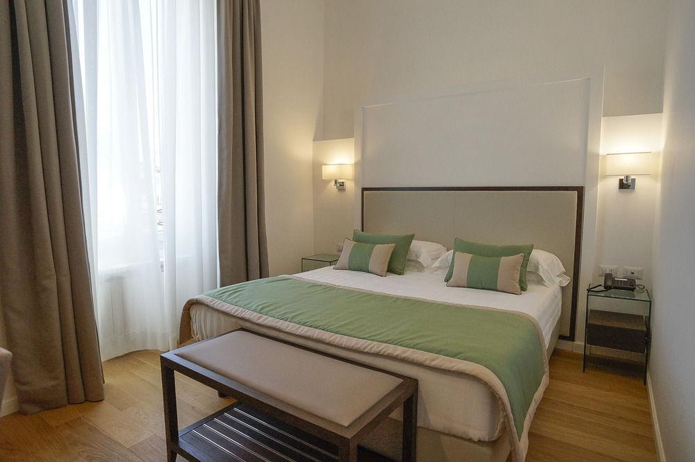 Hotell Les Diamants Spanish Steps 2*