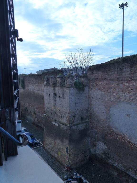 Appartamento Between Termini & Colosseo Roma
