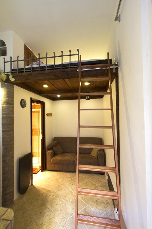 Underground Rome's Apartamento