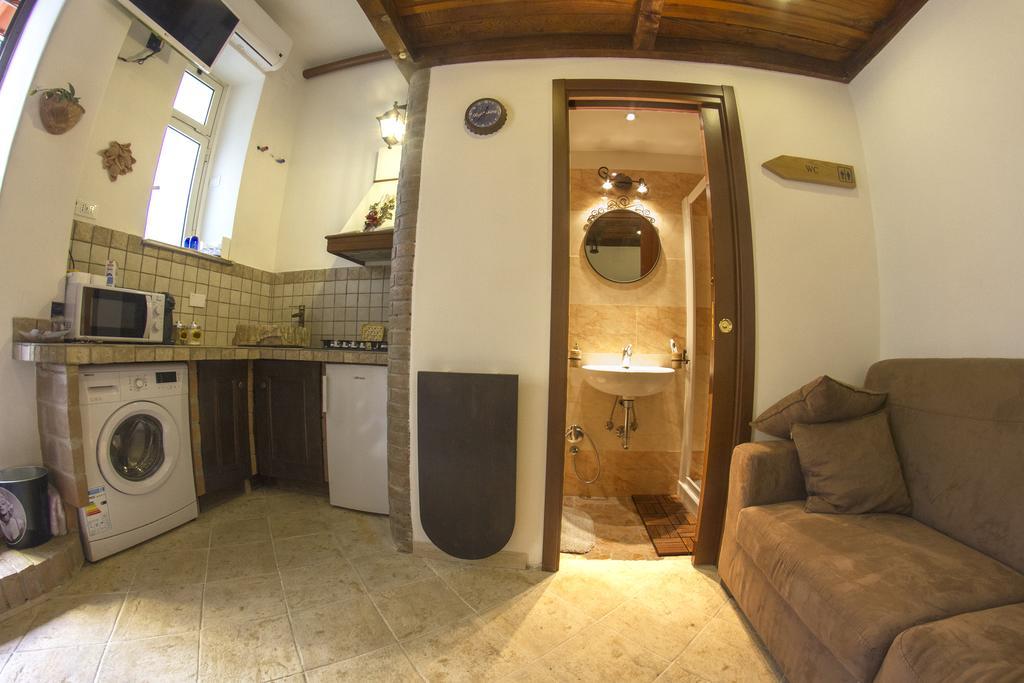 Underground Rome's Apartamento *