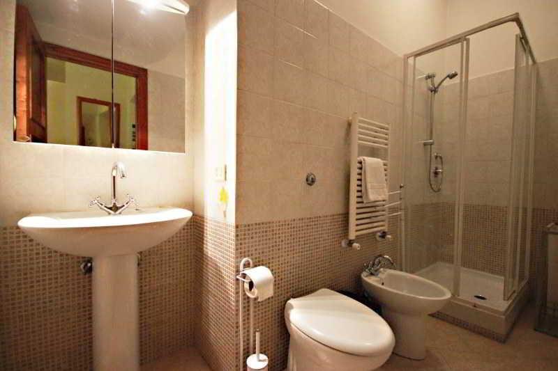 Hotell Ota Trevi Foutain Roma
