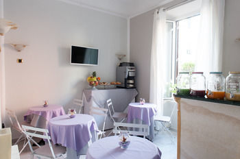 Hotell Infinito - Gruppo Blam Roma