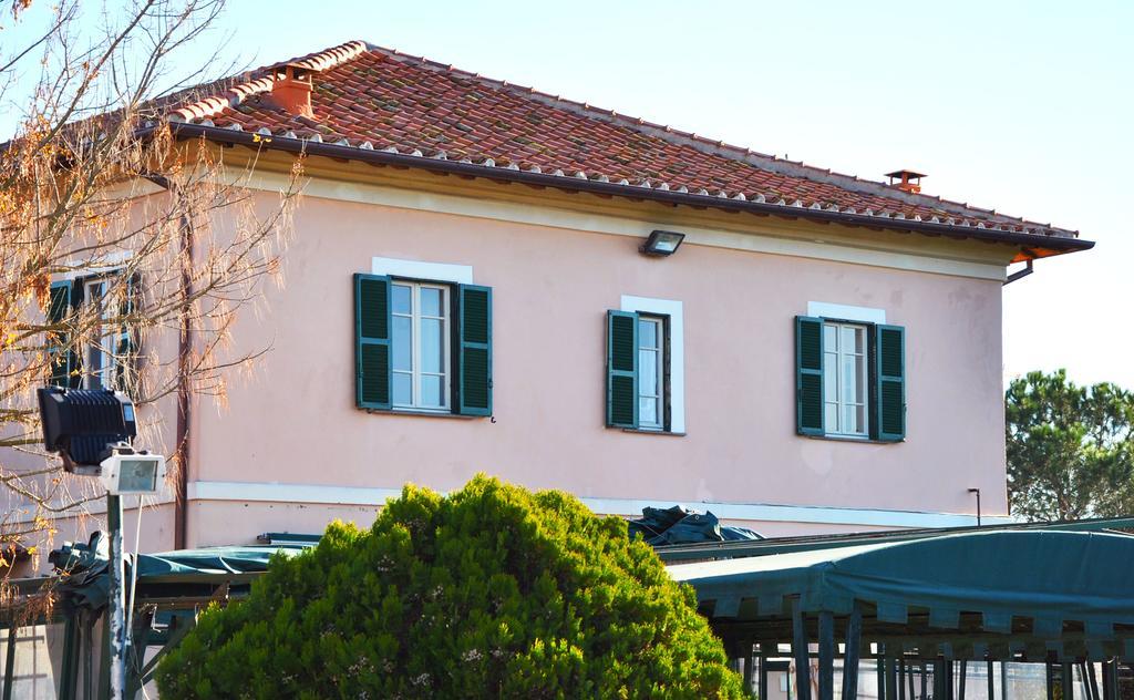Casale Appio 2* Roma