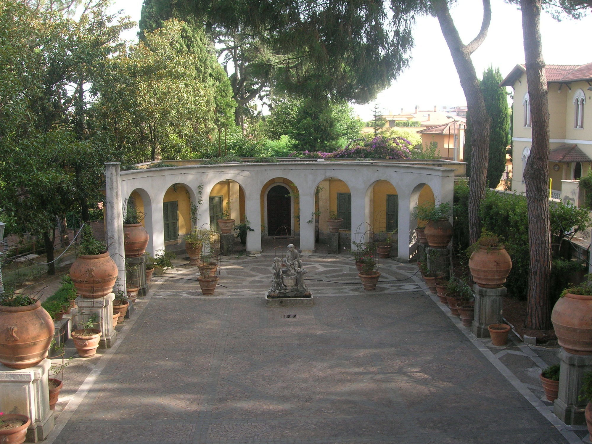 Hotel Kaire 3*