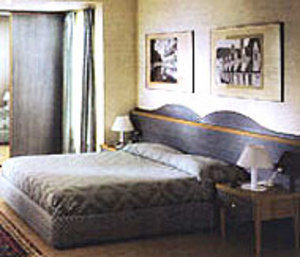 Lazzari Hotel