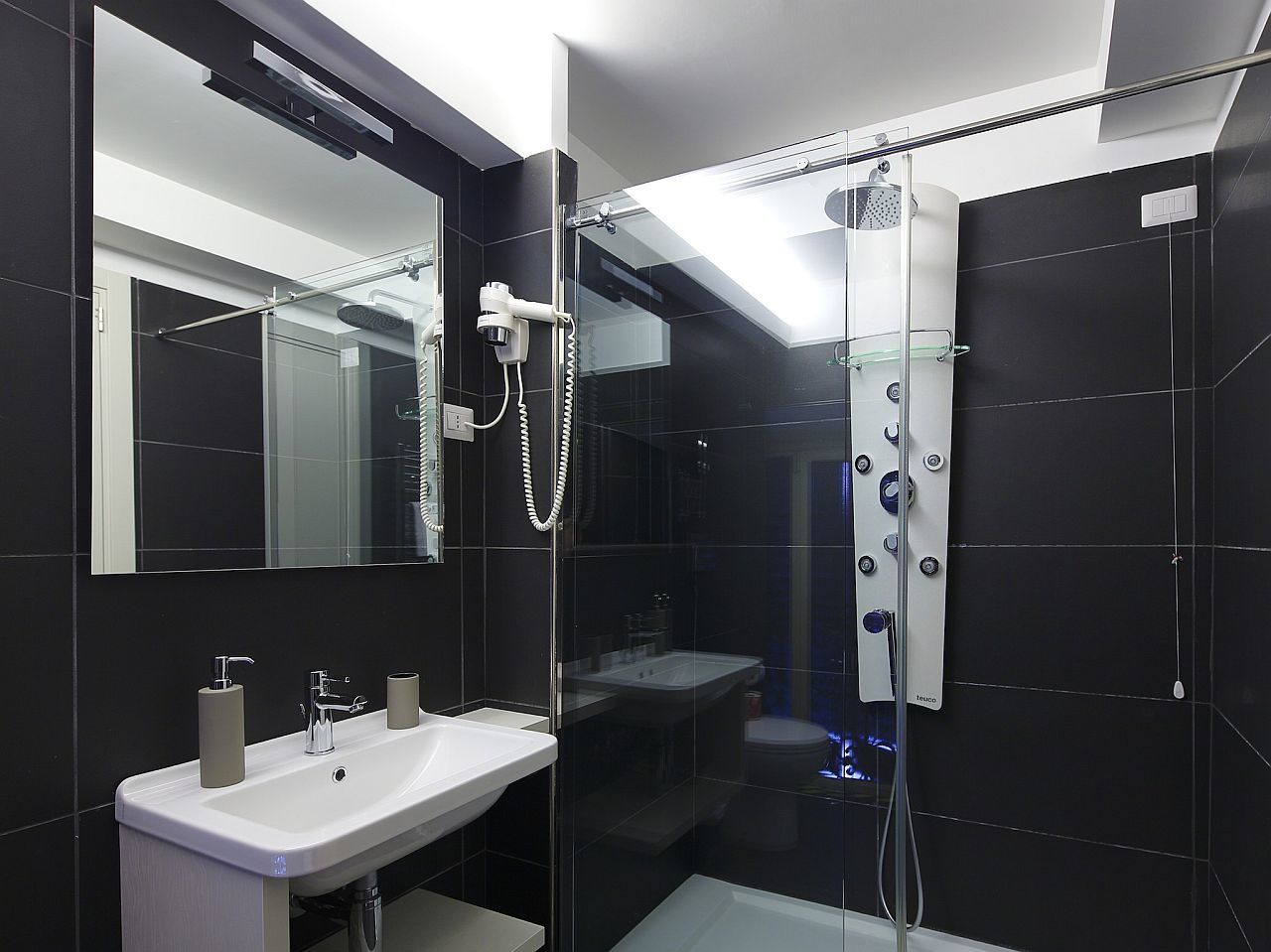 Nearhome Smart Gjestgiverier 2*
