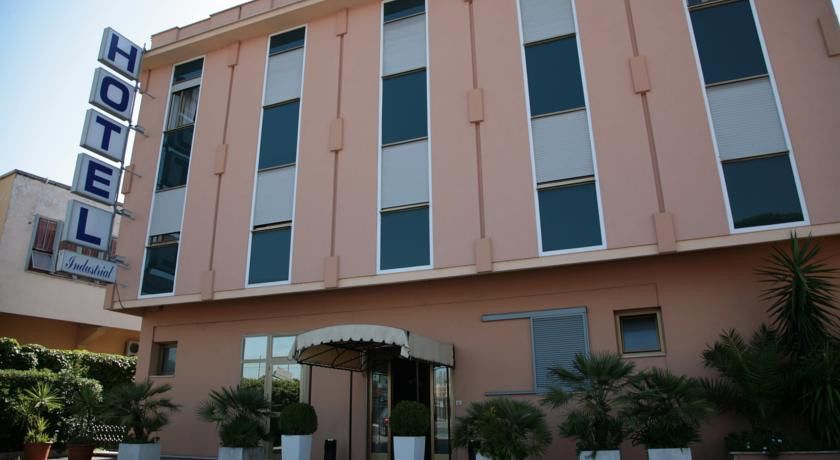 Hotel Industrial