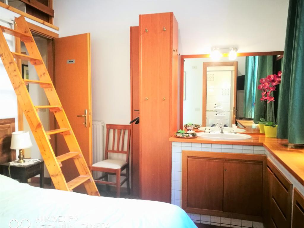 Centrale San Pietro Apartment *