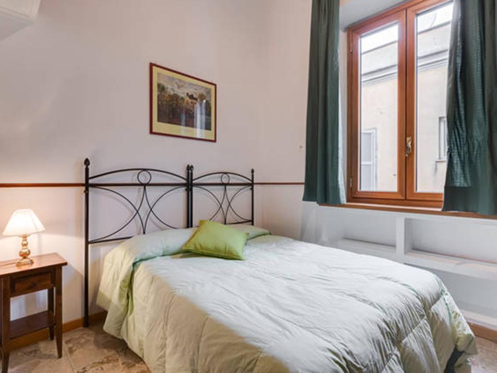 Centrale San Pietro Apartment *