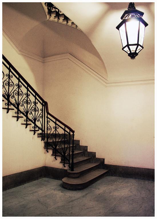 1a Grace House * Roma