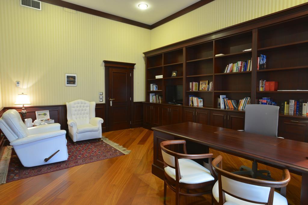 Hotell Domus Australia 4*