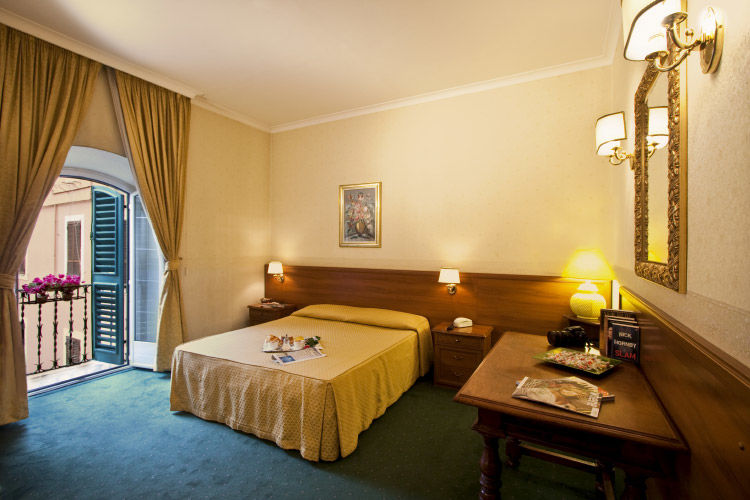 Astoria Garden Hotell