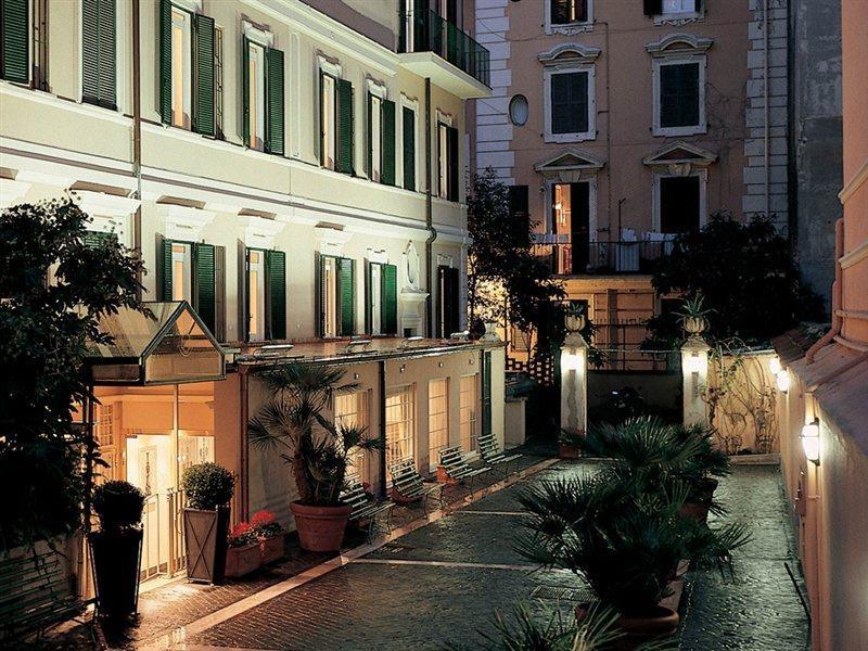Glori Hotell 4*
