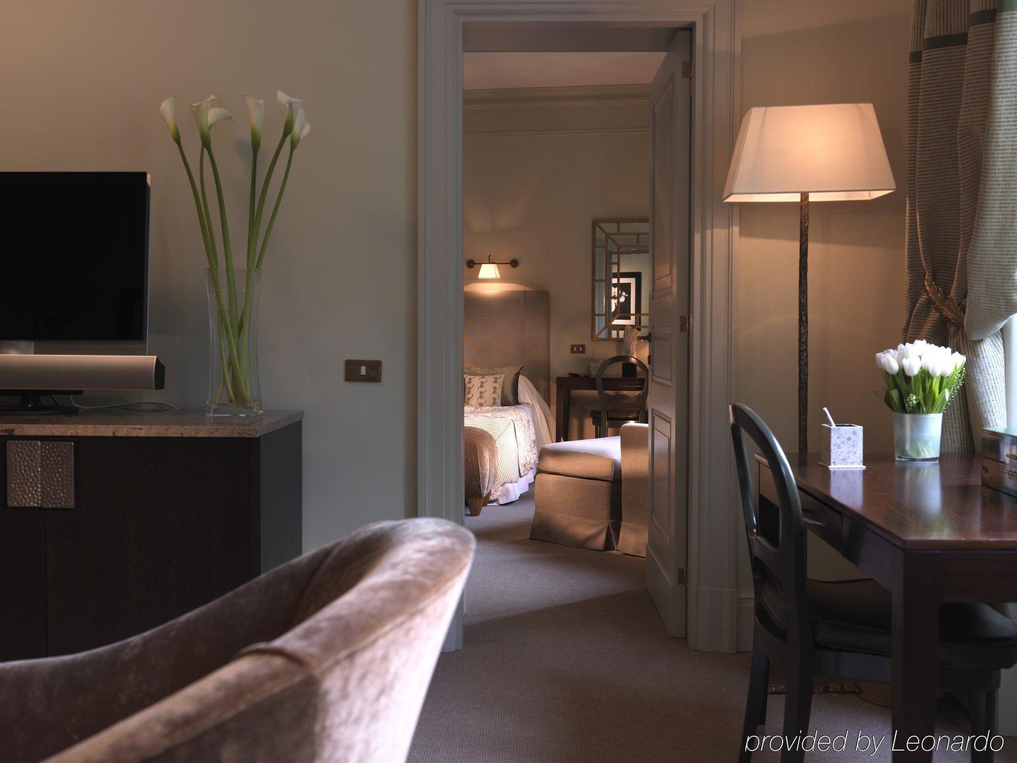 Hotell Rocco De Russie 5*