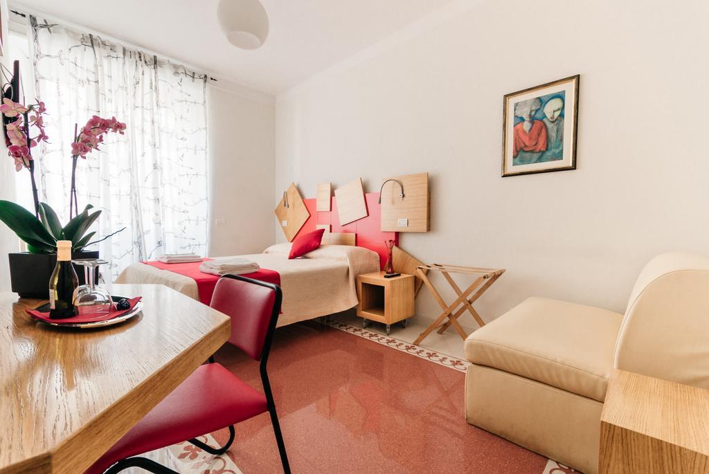 Adriano Augusto Bed & Breakfast