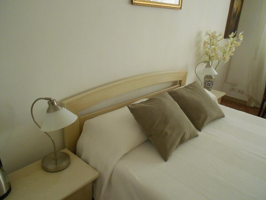 Bed & Breakfast A Casa Chiecchi 2*