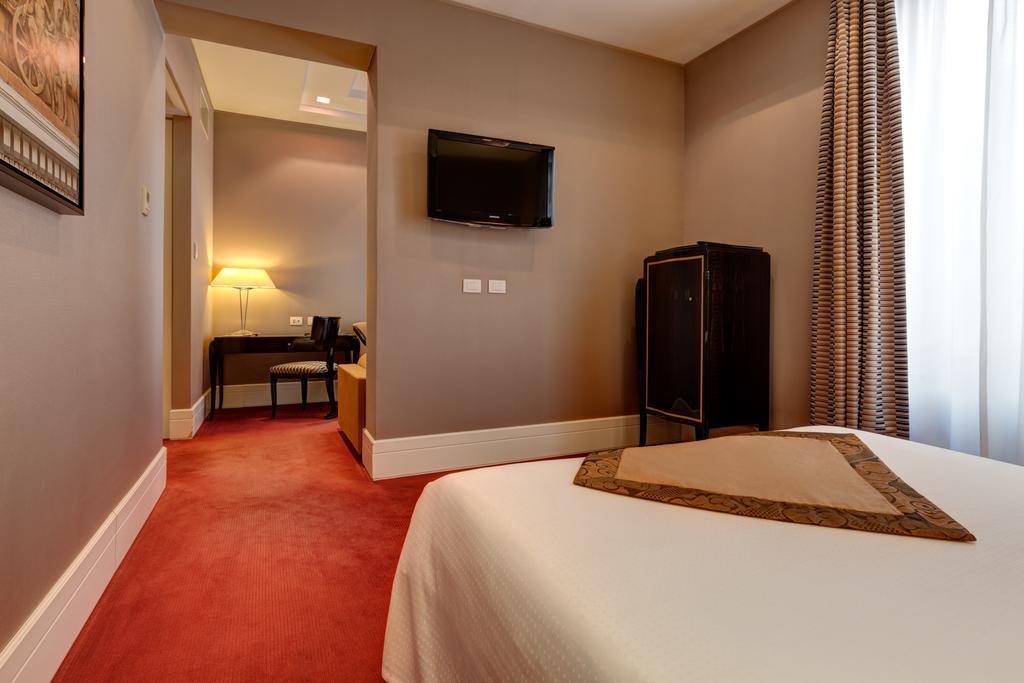 Grand Via Veneto Roma