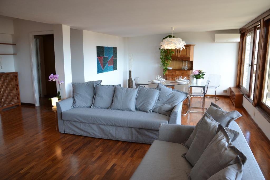 Penthouse Cardello Colosseum Leilighet
