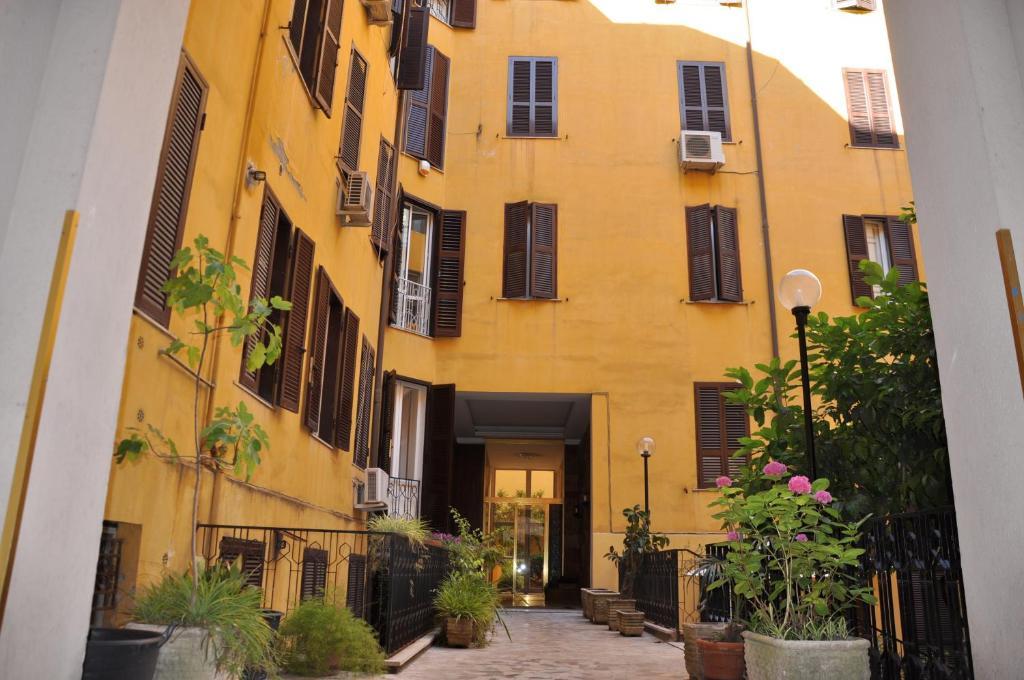 Alojamento de Acomodação e Pequeno-almoço Ariosto Roma