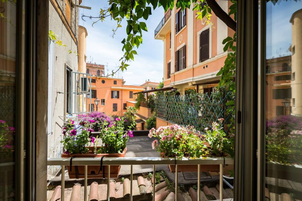 Via Nicola Fabrizi Apartamento