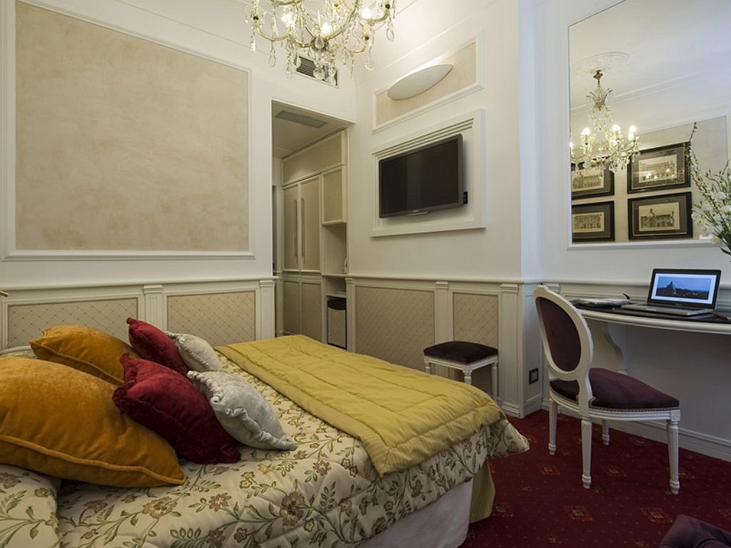 The Britannia 4*