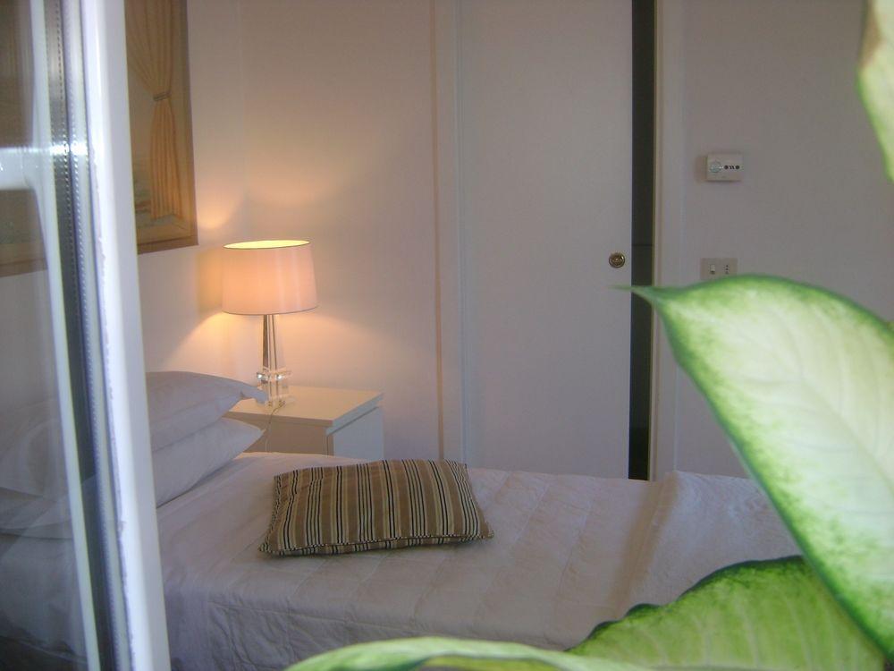 Garden Flat By Vatican Walls Gjestgiverier