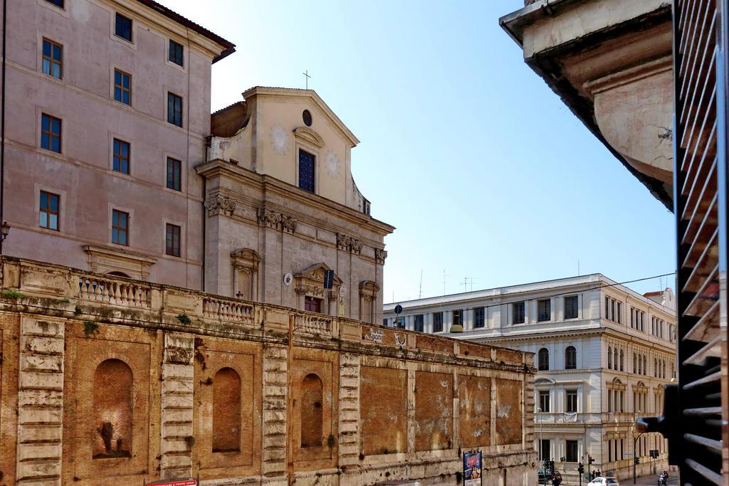 Apartment Cozy Fabia 300 Mt From Colosseum Rome