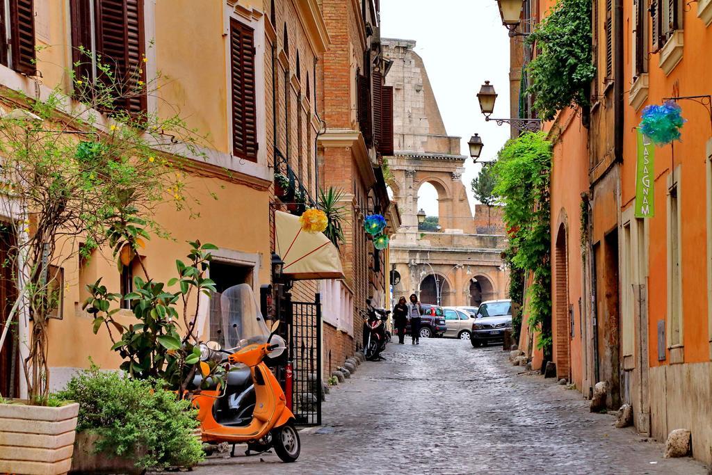 Design Paulina 300 Mt From Colosseum * Roma