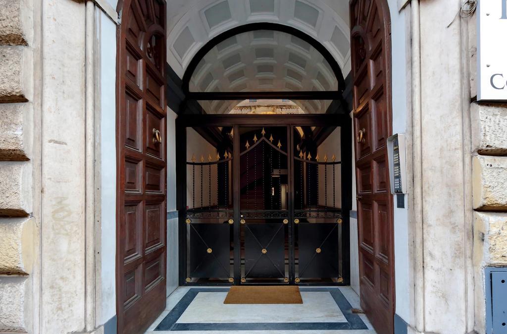 Apartamento Design Paulina 300 Mt From Colosseum *