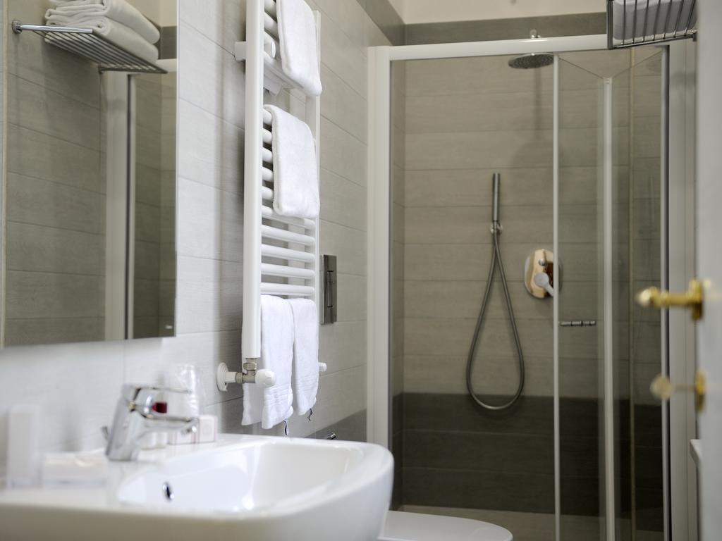 Easyrome Pensión 3*