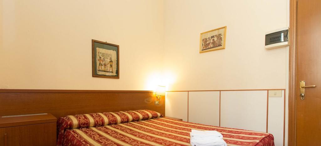 Azzurra Hotel Roma