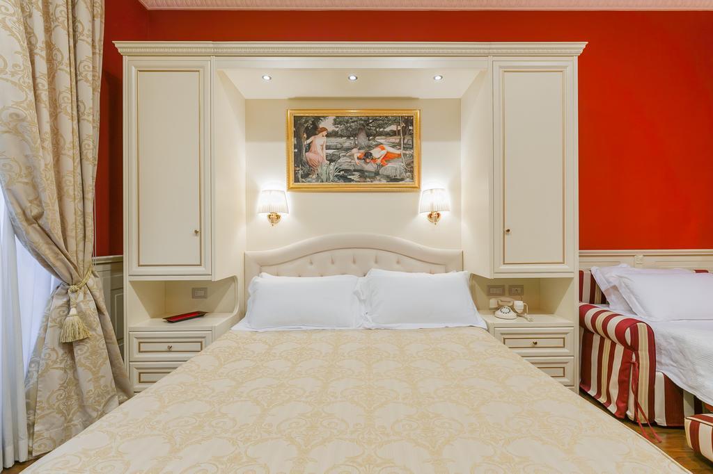 Bed and breakfast Dimora Frattina Roma