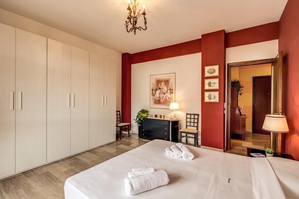 Apartamento Magenta Luxury San Pietro 22 *