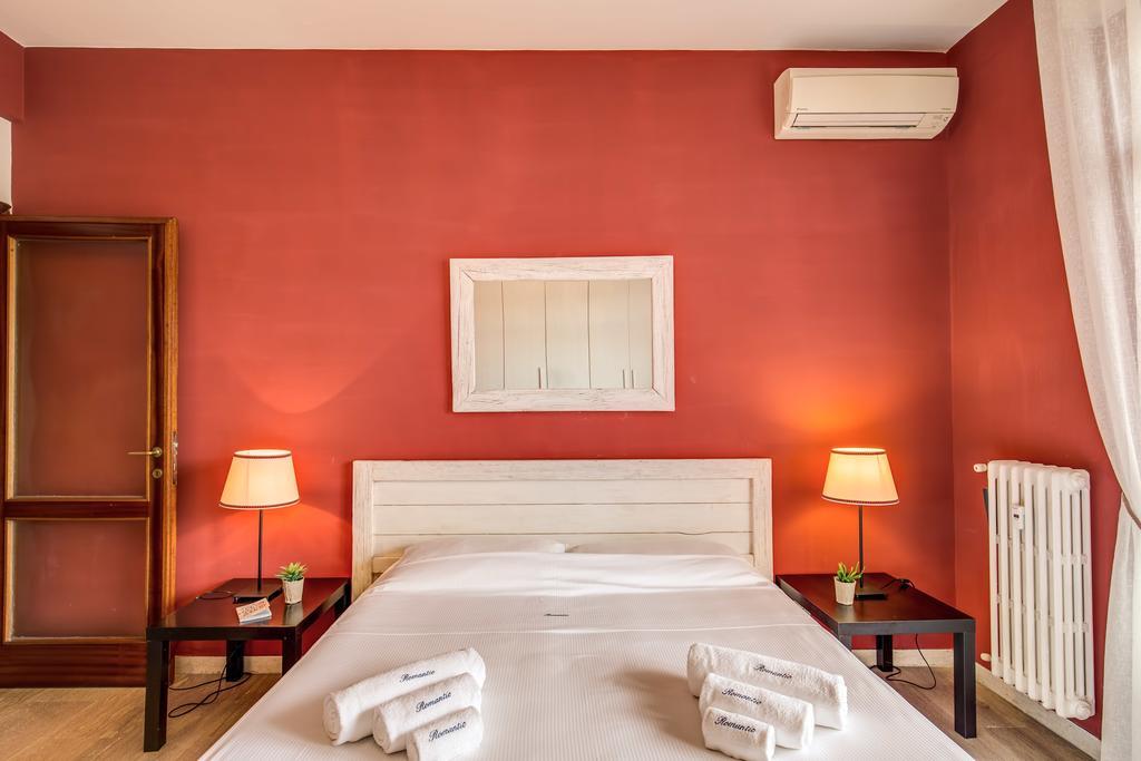 Magenta Luxury San Pietro 22