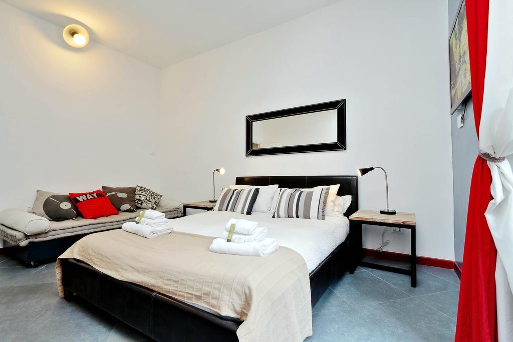 Apartment Cozy Fabia 300 Mt From Colosseum Rome