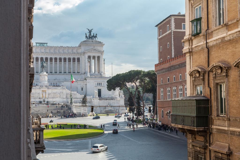 Amazing Piazza Venezia