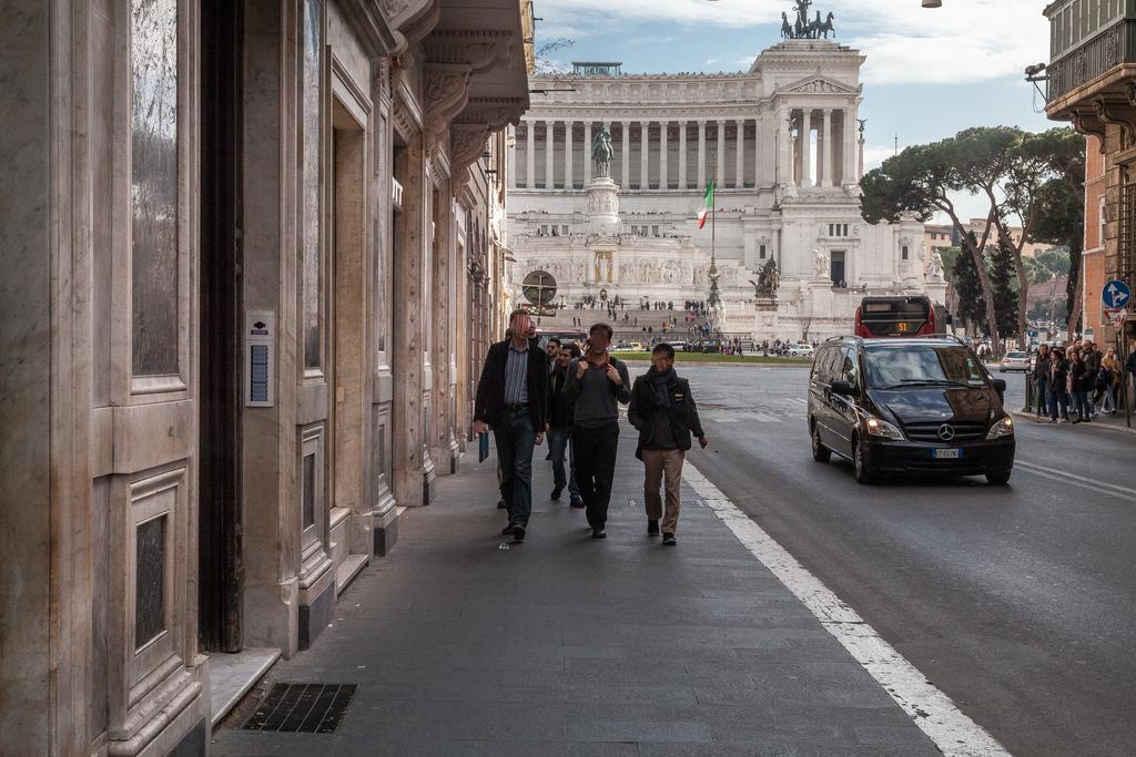 Amazing Piazza Venezia *