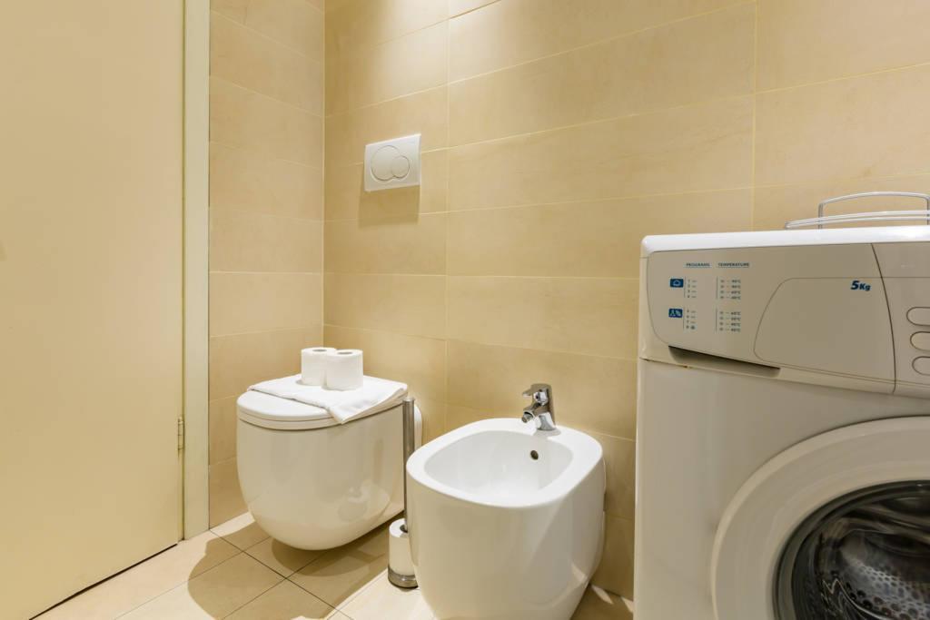 Via Nicola Fabrizi Apartamento *