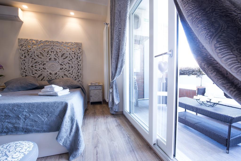 Romantic House Apartment