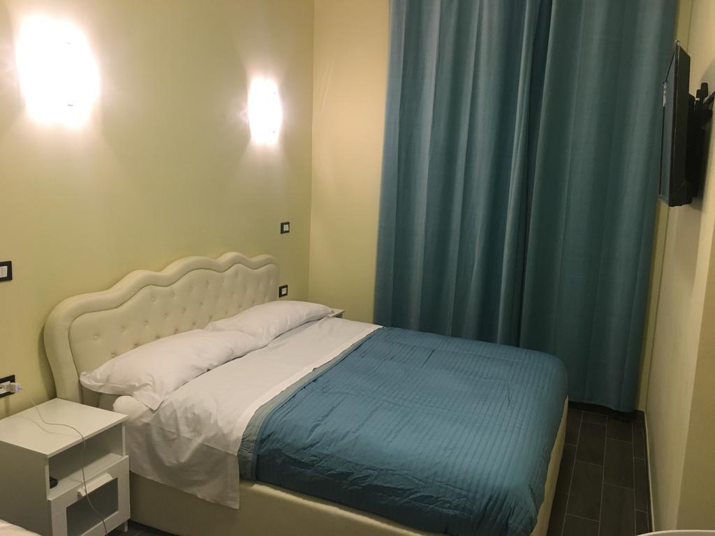 Gjestgiverier Favola Romana - *
