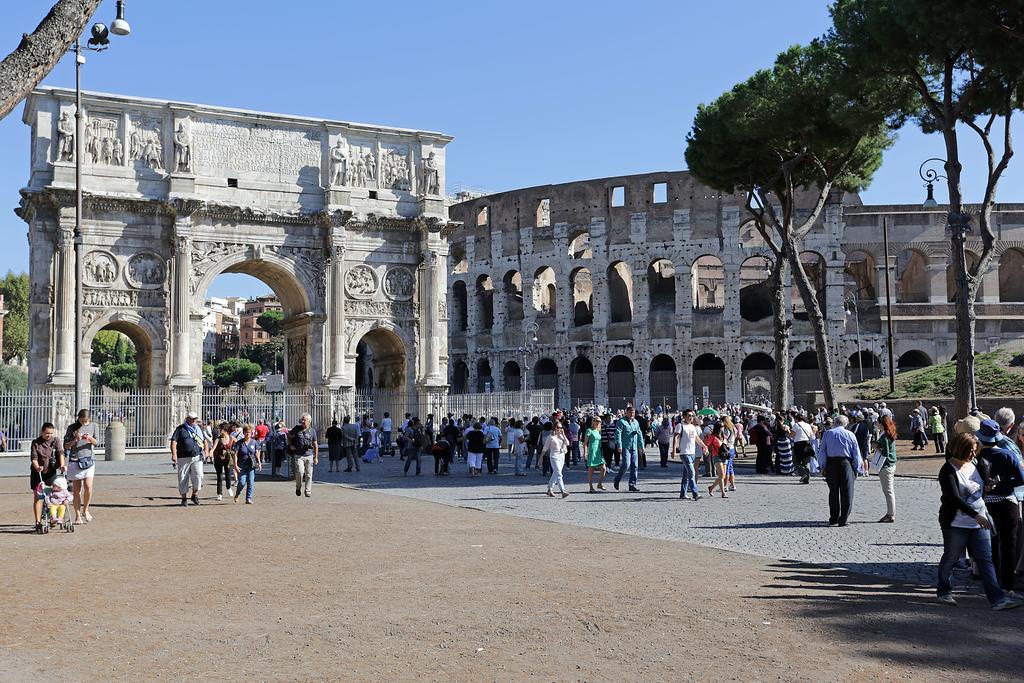 Adorasuite 2 2* Roma
