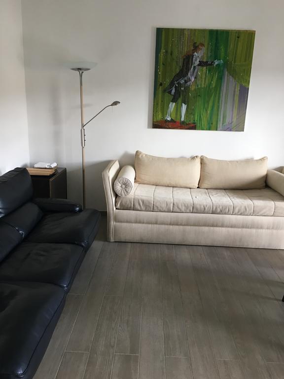 Megi San Peter Apartamento