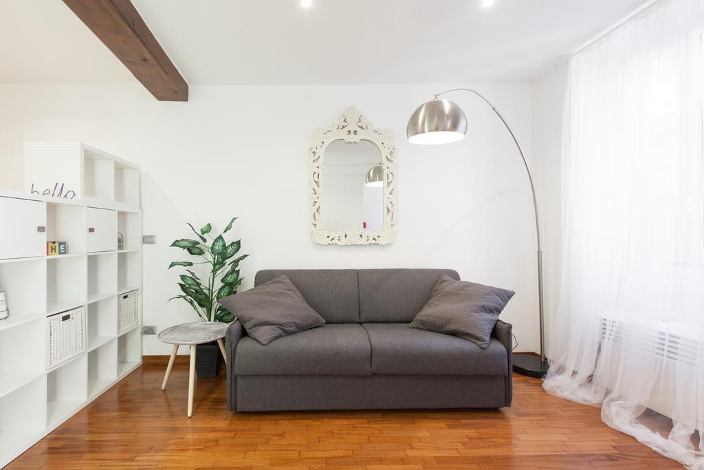 Urbana Lodge, Monti Apartment