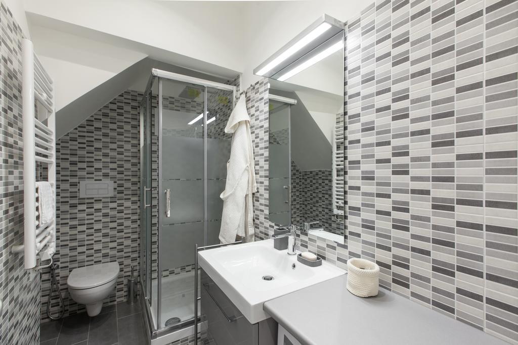 Urbana Lodge, Monti Apartment