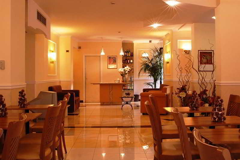 Executive Hotel