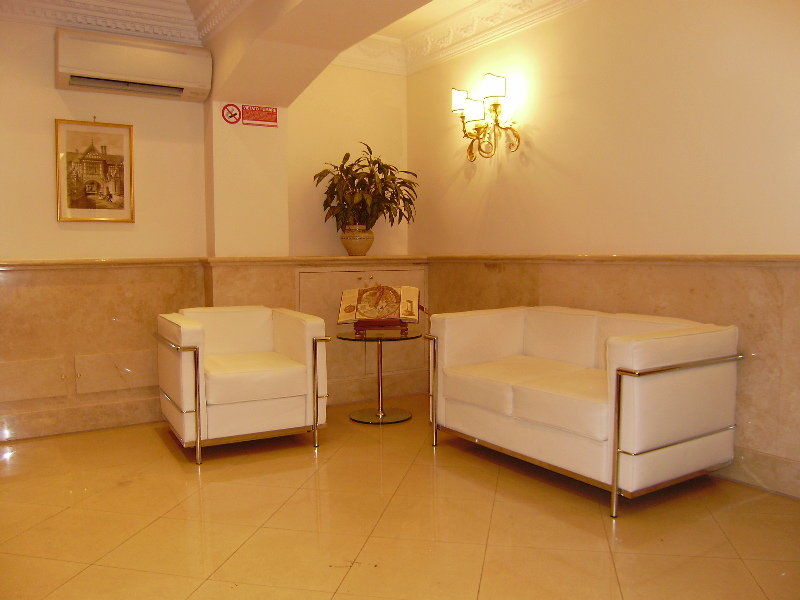 Galileo Hotel