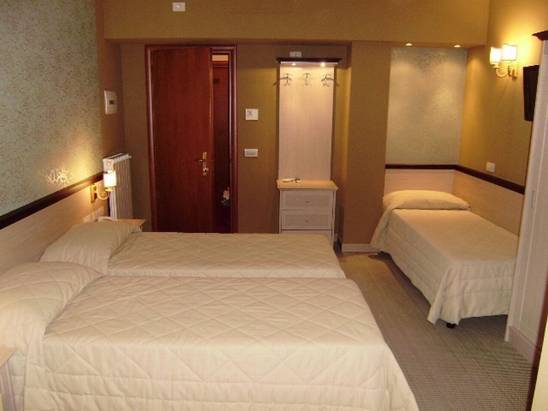 Galileo Hotel 3*