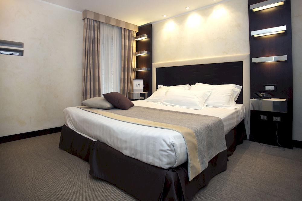 Les Fleurs Luxury House 3*