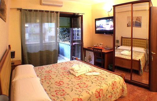 Caligola Bed and breakfast 2*