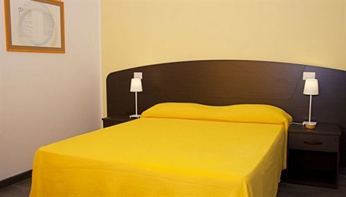 Difronte Ai Musei Vaticani 3*